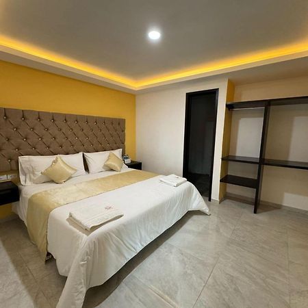 Oyo Hotel Familiar Tollan Cholula Bagian luar foto